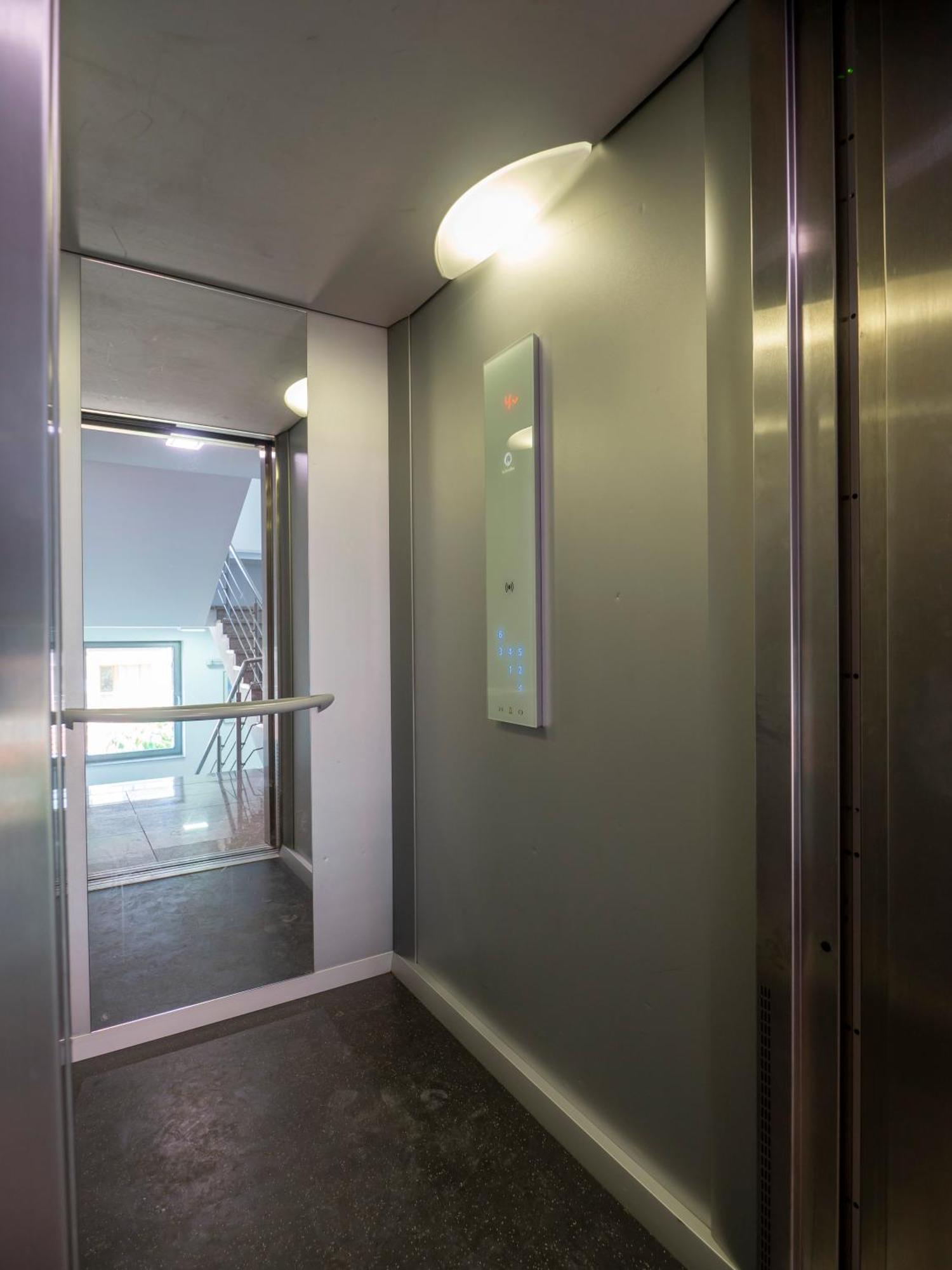 Vertigo2 Huge Apartment 2 Bedrooms Balcony Parking Σόφια Εξωτερικό φωτογραφία