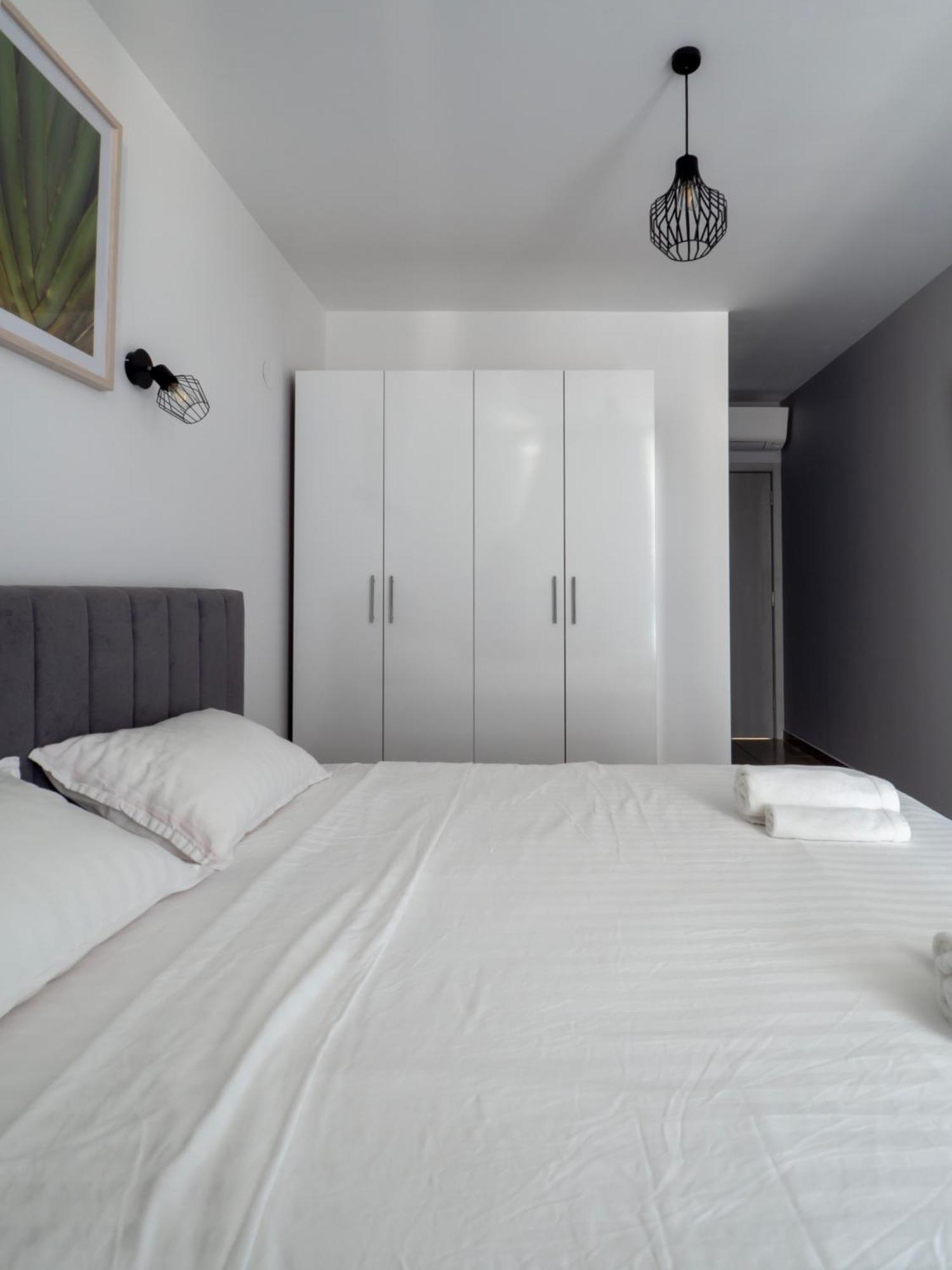 Vertigo2 Huge Apartment 2 Bedrooms Balcony Parking Σόφια Εξωτερικό φωτογραφία